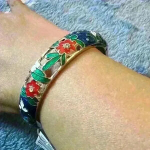 Enamel Blue Floral Hinged Bangle Bracelets Silver Tone NWT